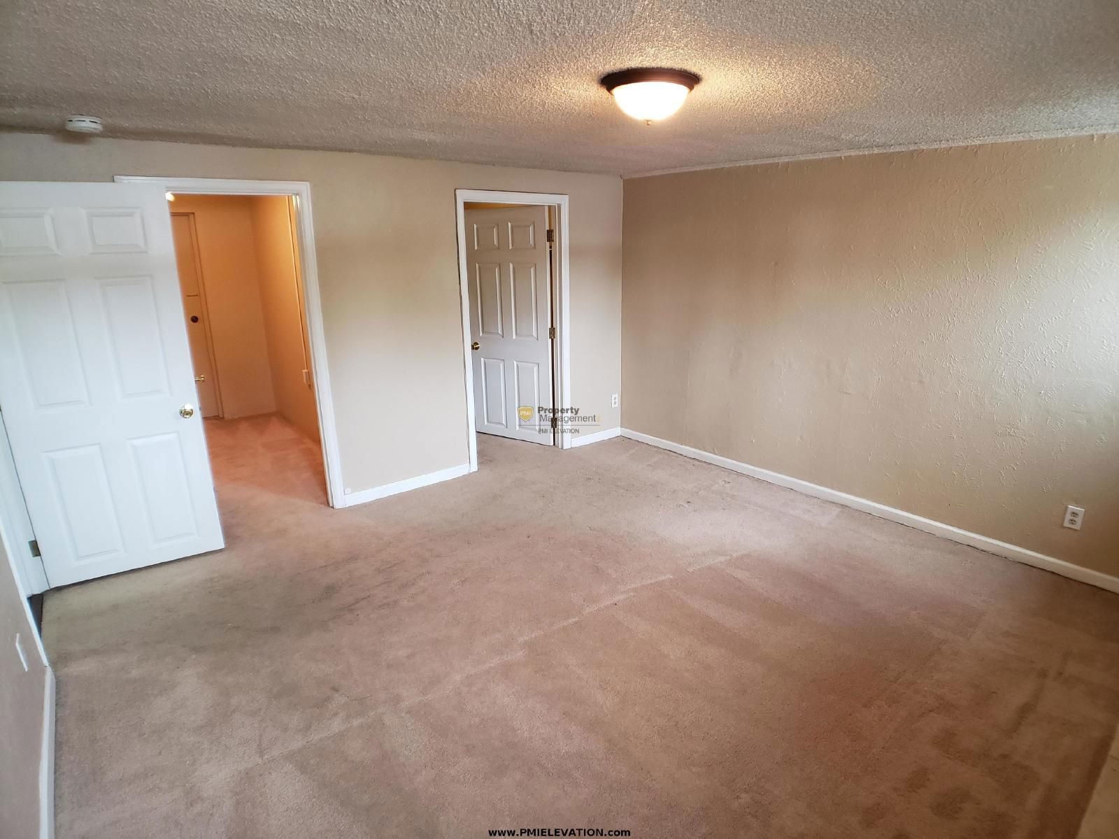 Modern 2BR Garden Unit in NW Denver’s Harkness Heights property image