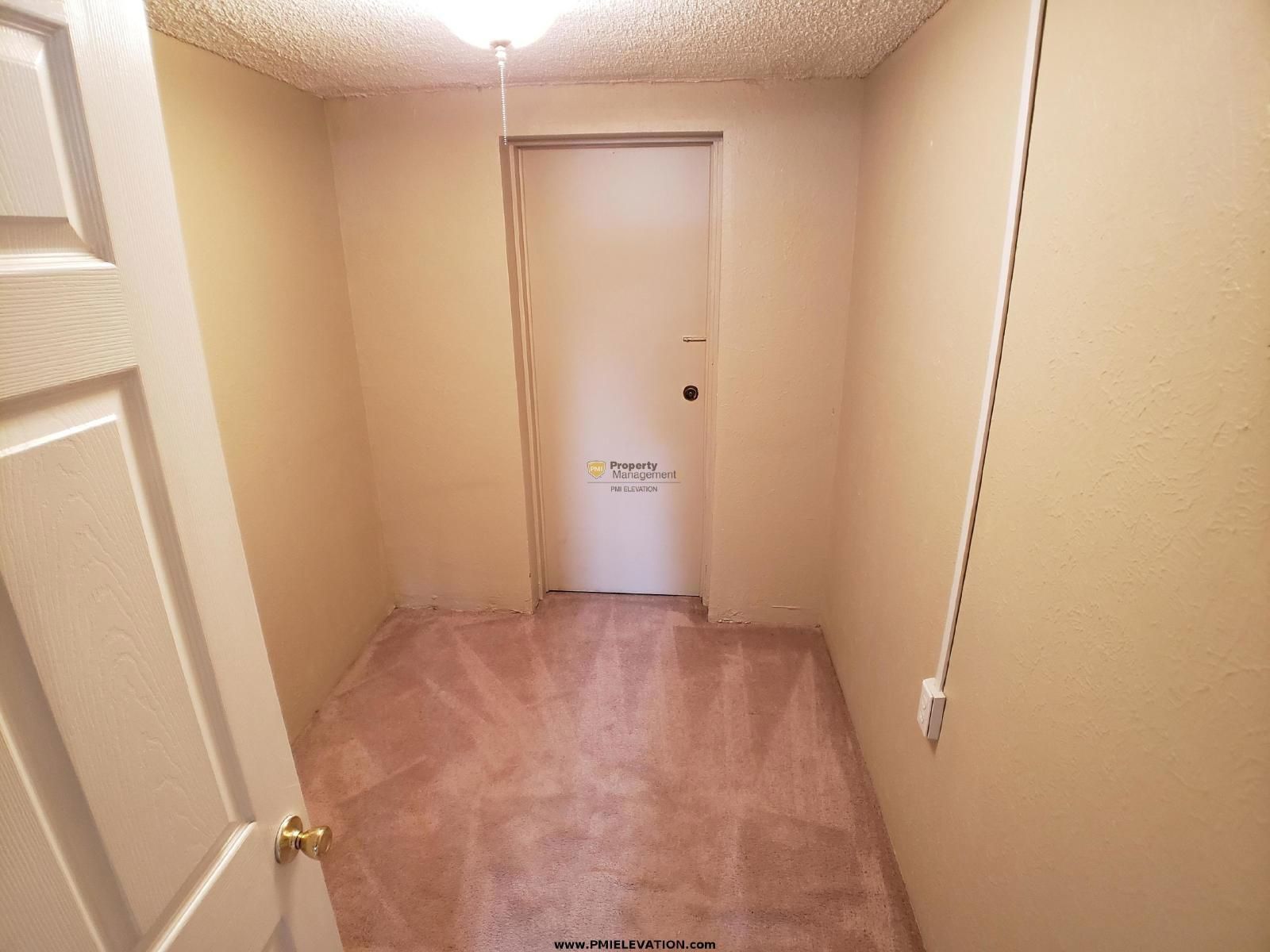 Modern 2BR Garden Unit in NW Denver’s Harkness Heights property image