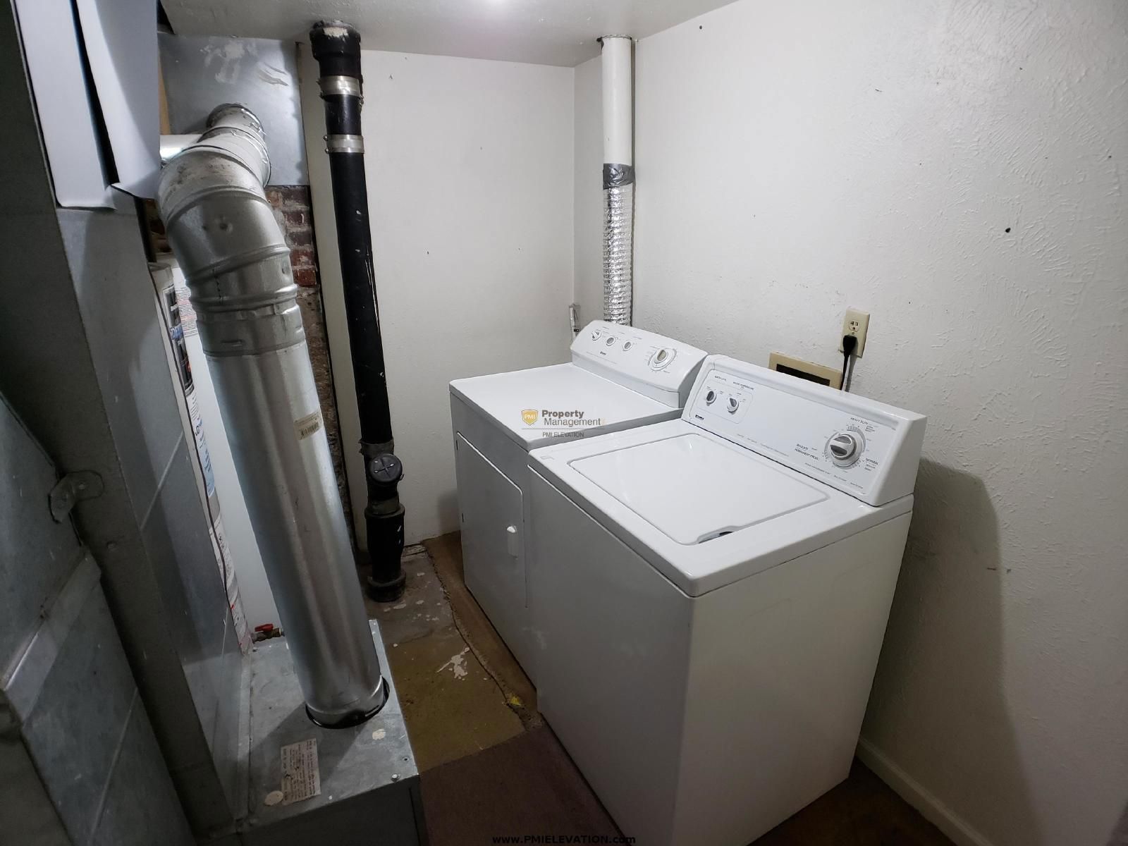 Modern 2BR Garden Unit in NW Denver’s Harkness Heights property image