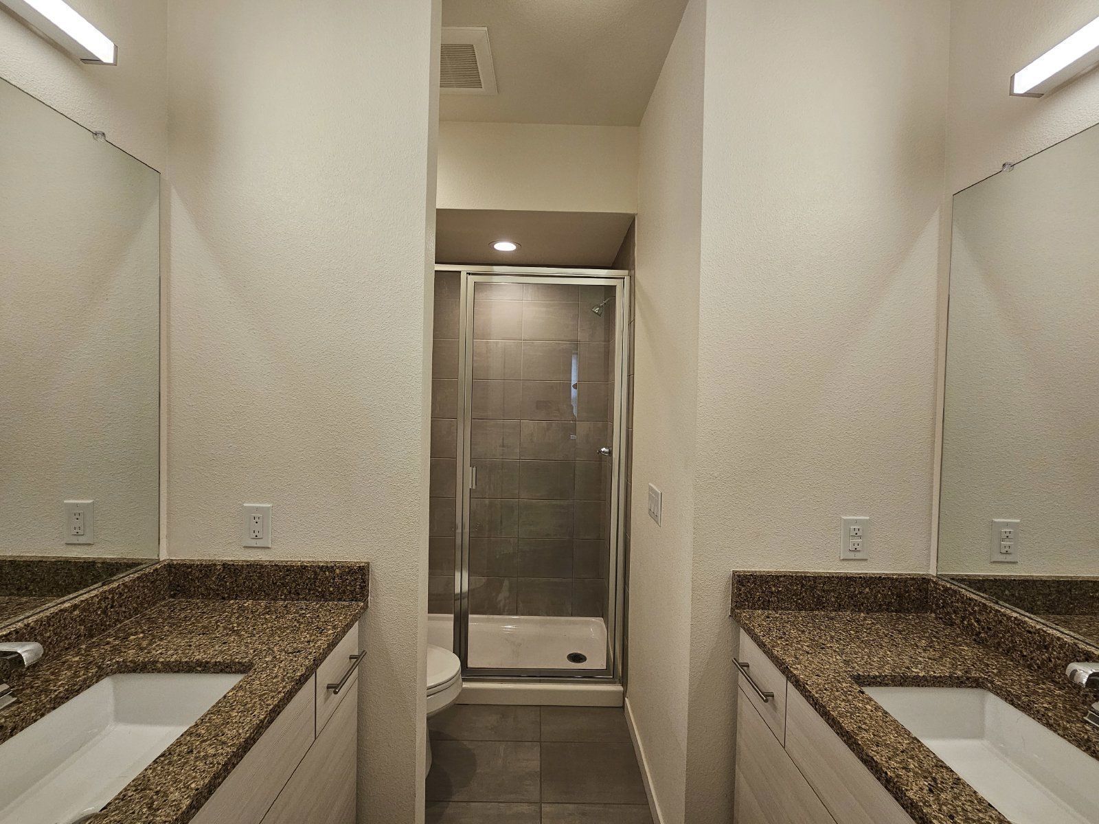 Elegant Townhouse with Granite Countertops & Hardwood Floors - 3 Beds, 3.5 Baths, 1853 Sq Ft at 868 Kalamath St, Denver, CO 80204